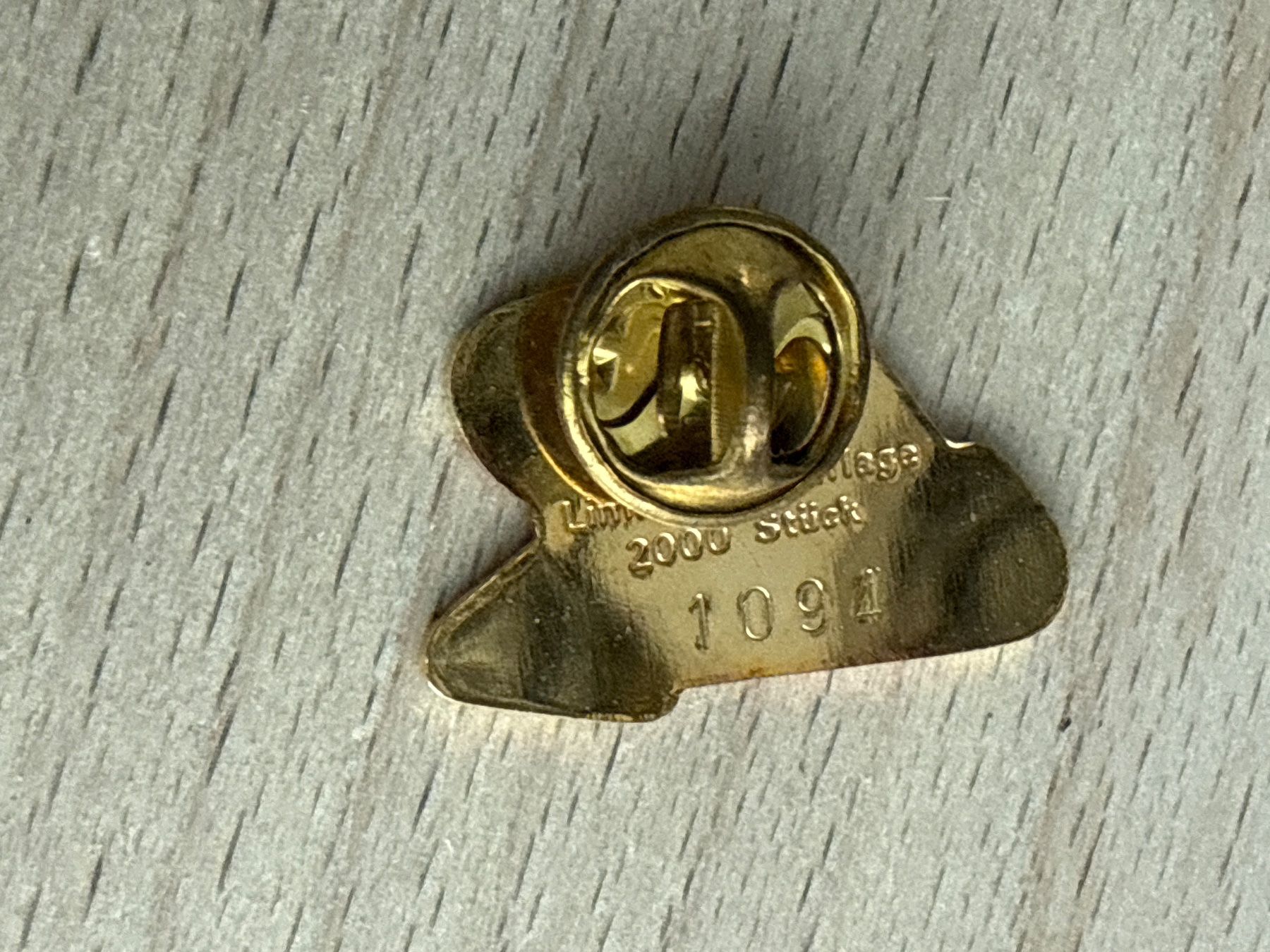 Placchette & Badge: Pin Bank Bütschwil – Usato da Glattbrugg venduto da Schweigmatt 1