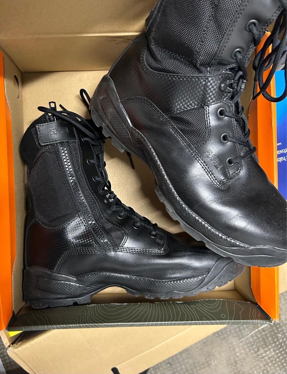 Scarpe da uomo: 5.11 Schuhe (ATAC 8" Side Zip Boot Schwarz, Grösse 44.5-46) – Nuovo (secondo la descrizione) da Basel venduto da jak_258t 1