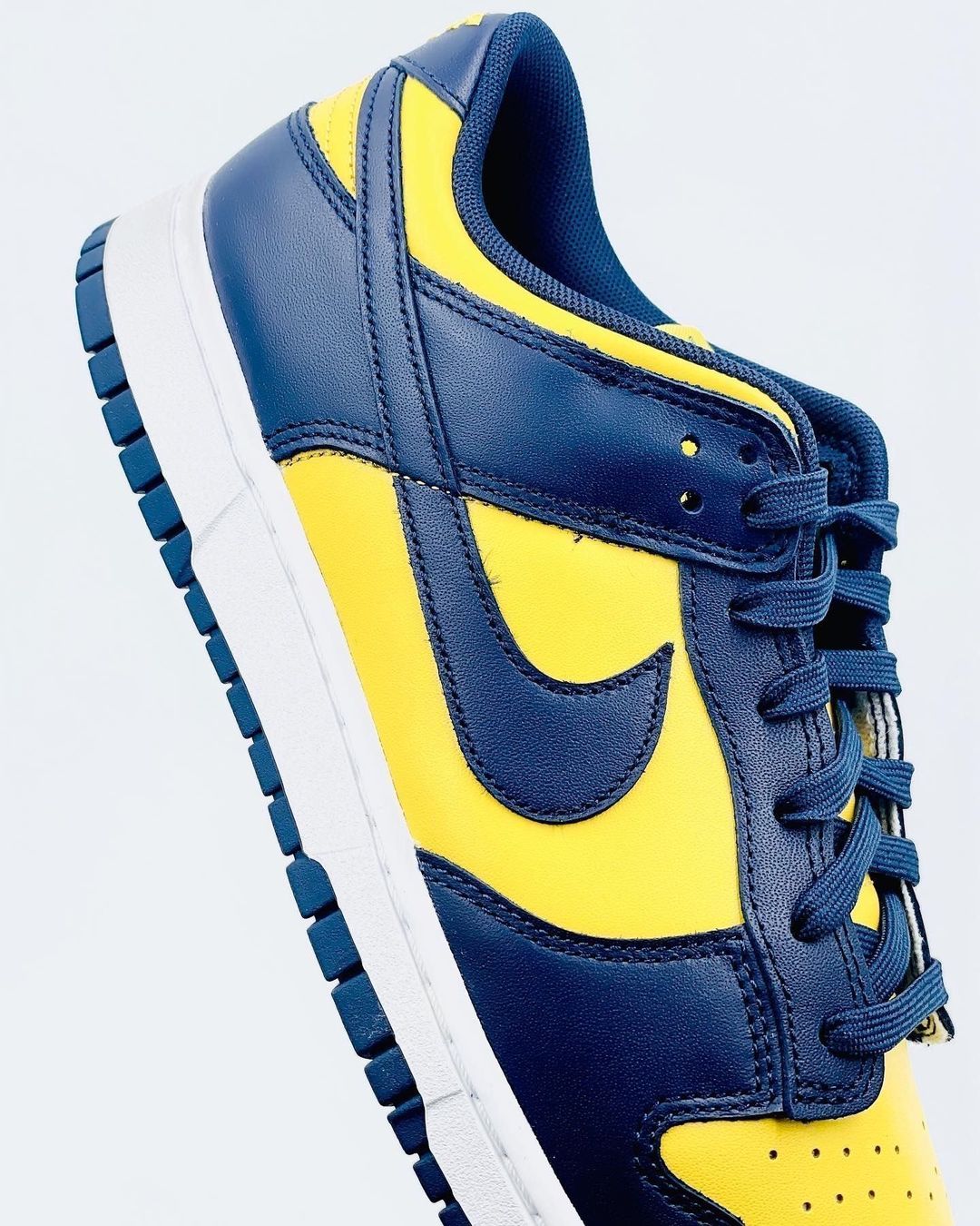 Nike Herrenschuhe: Nike Dunk Low Michigan EU 44 – Neu und originalverpackt aus Erlinsbach von sasneakers 4