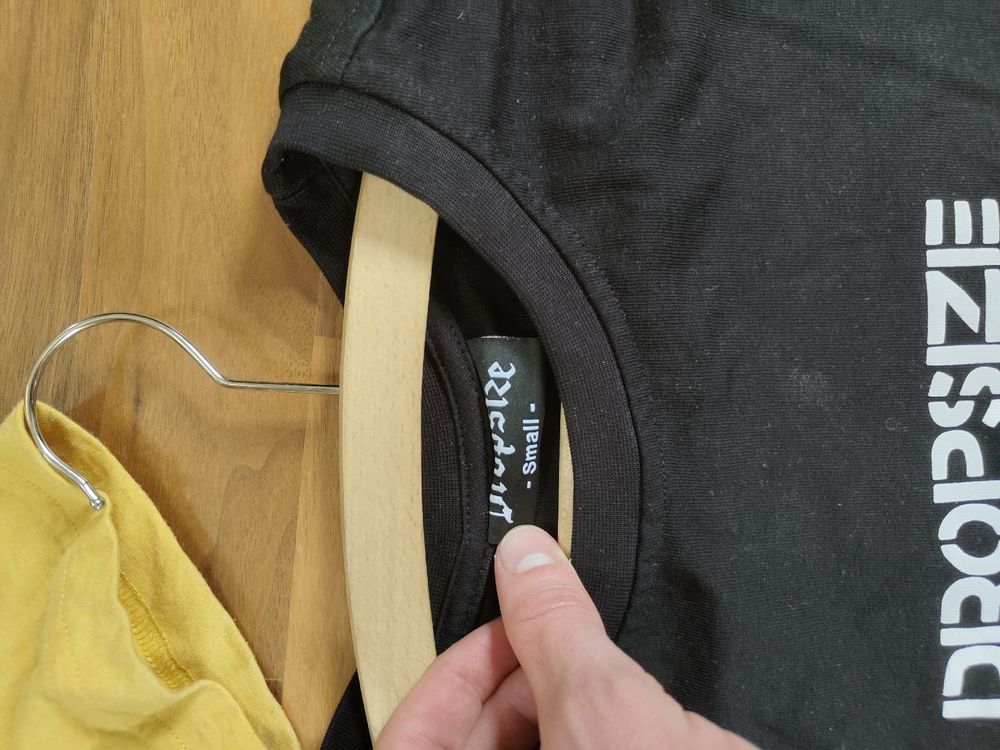 Ensembles coordonnés: 4er Kleiderset T Shirts: Nike, Levis, Dropsize, C&A – D'occasion à Oberdorf SO par climaxxx 1