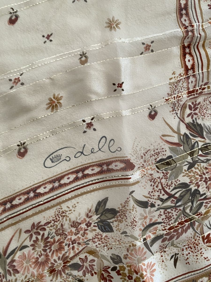 Codello Foulards, Tücher & Schals: Codello Seiden Foulard 🌸 – Gebraucht aus Opfikon von Luis144 3