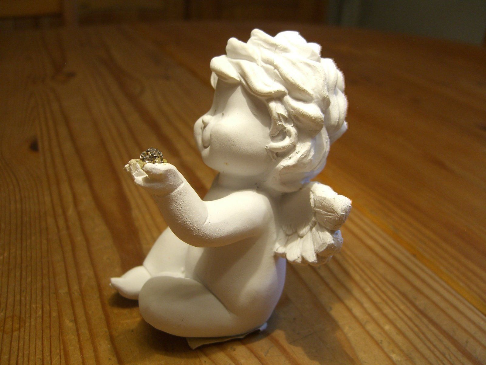 Statuette: herziger,sitzender Engel, Kunststein,neu – Nuovo (secondo la descrizione) da Winterthur venduto da Ghandi5 3