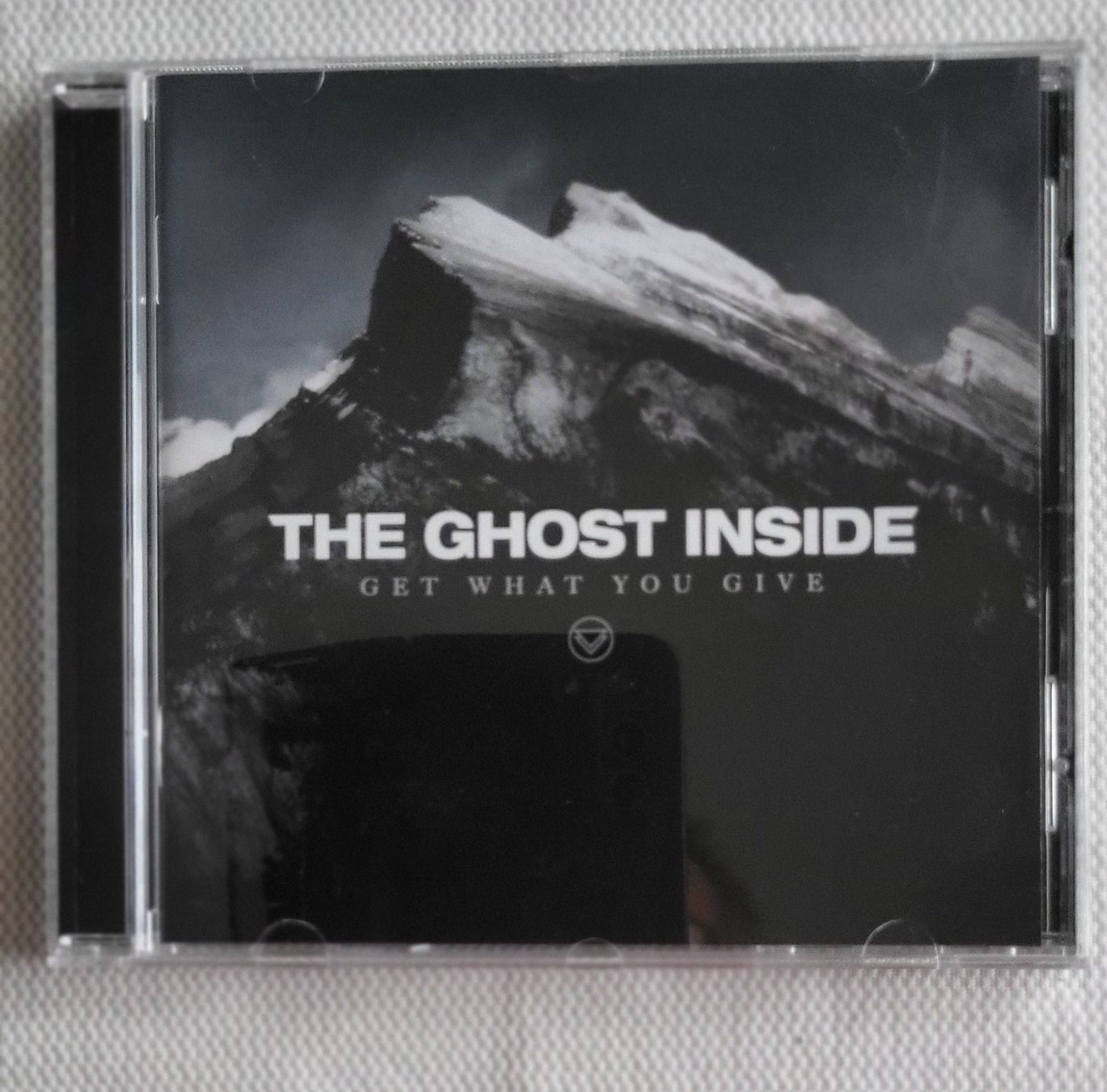 CD: The Ghost Inside - Get what you give – Usato da Villars-sur-glane venduto da Epsilonhike