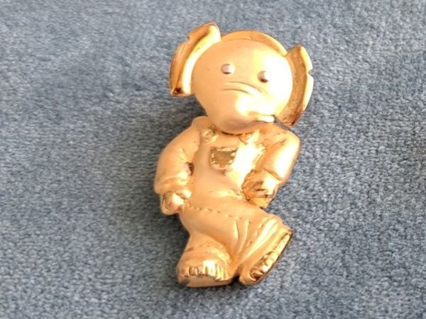 Placchette & Badge: Pins 9x Eléphants doré – Usato da Romanel-s-Lausanne venduto da Jedermann01 6