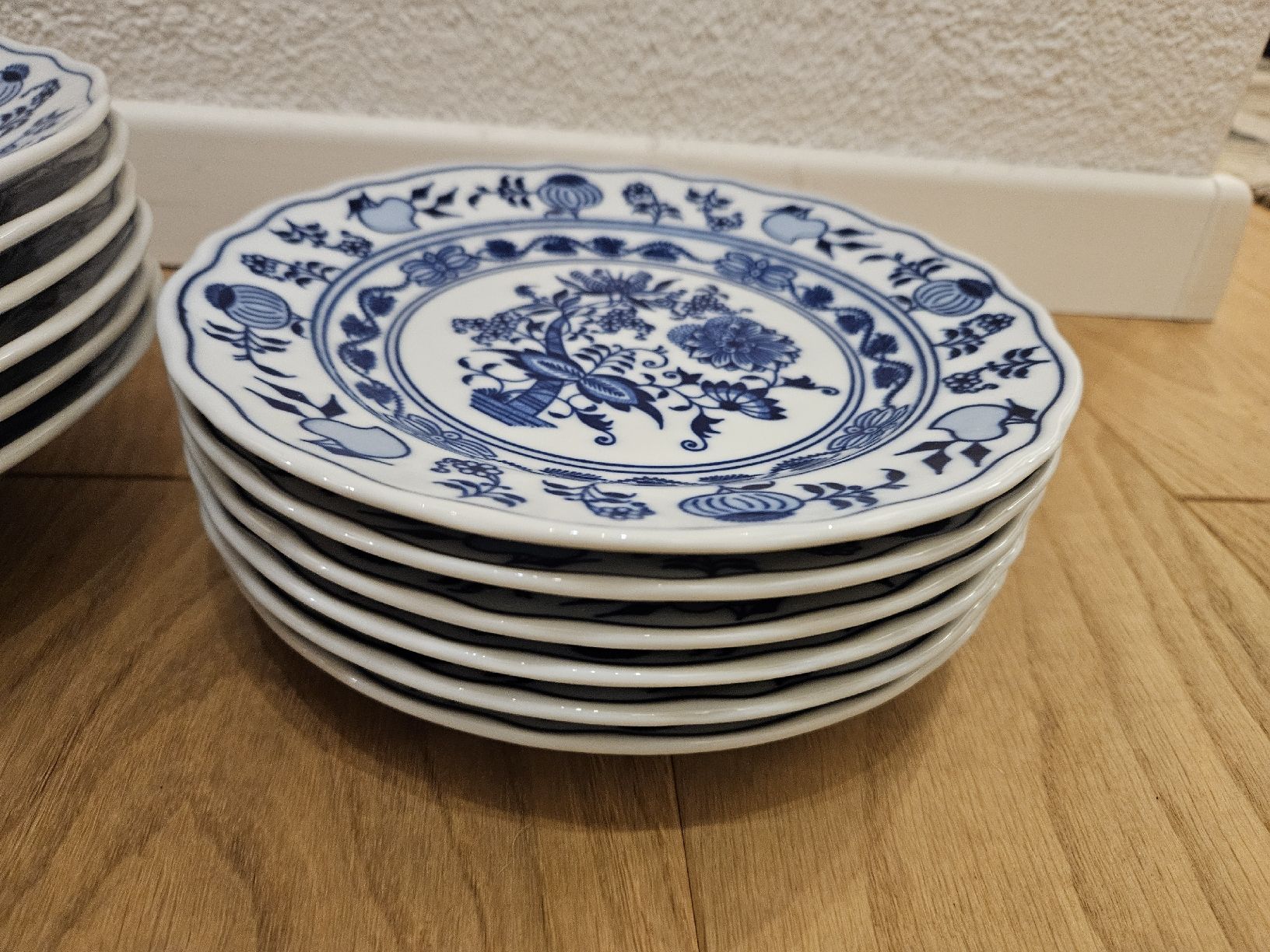 Set di piatti: Zwiebelmuster Teller 18 Stk Set – Nuovo e nell'imballaggio originale da Sargans venduto da Chicco051 3