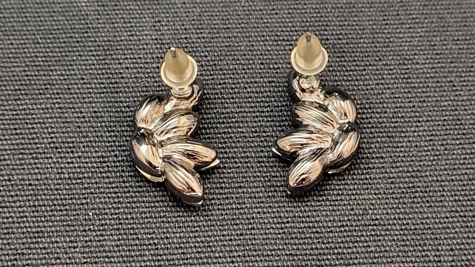 Ohrringe & -stecker: Ohrstecker Modeschmuck – Gebraucht aus Basel von spinne02 5