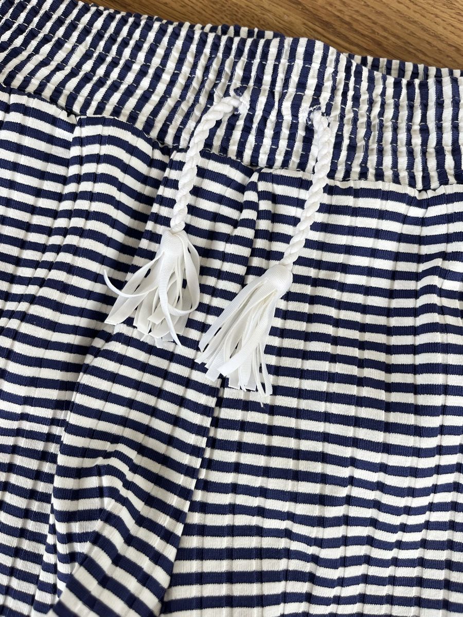 Molo Costumi da bagno & Bikini: MOLO Badehose Mädchen 134/140 – Usato da Küsnacht ZH venduto da madrilena77 1