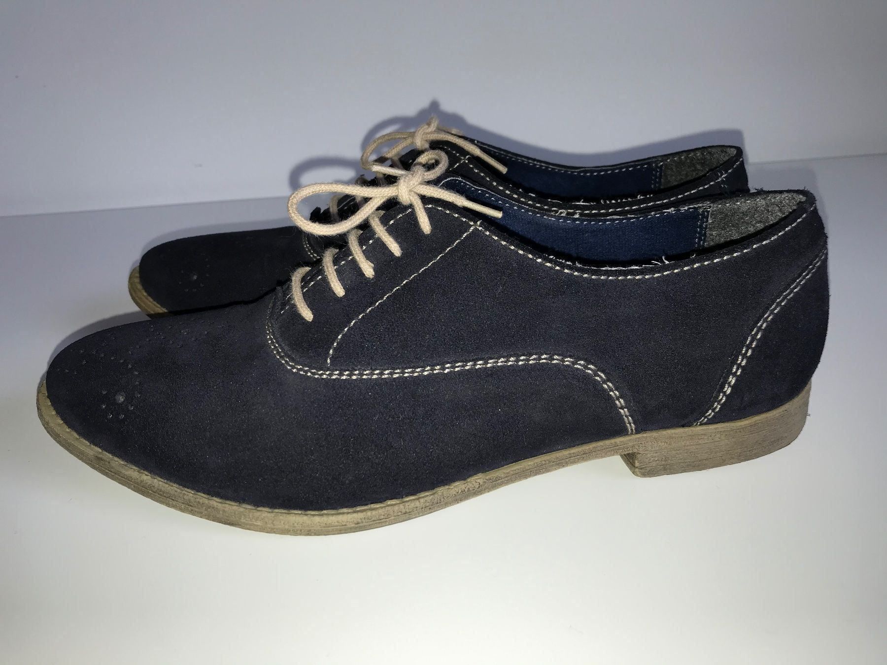 Scarpe da donna: Elegante Schuhe Gr.37 – Nuovo (secondo la descrizione) da Stäfa venduto da Exclusive0 1
