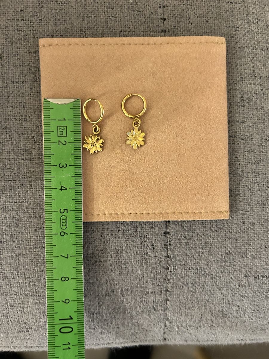Ohrringe & -stecker: Boucles d’oreille – Gebraucht aus Lausanne von naranjo 1