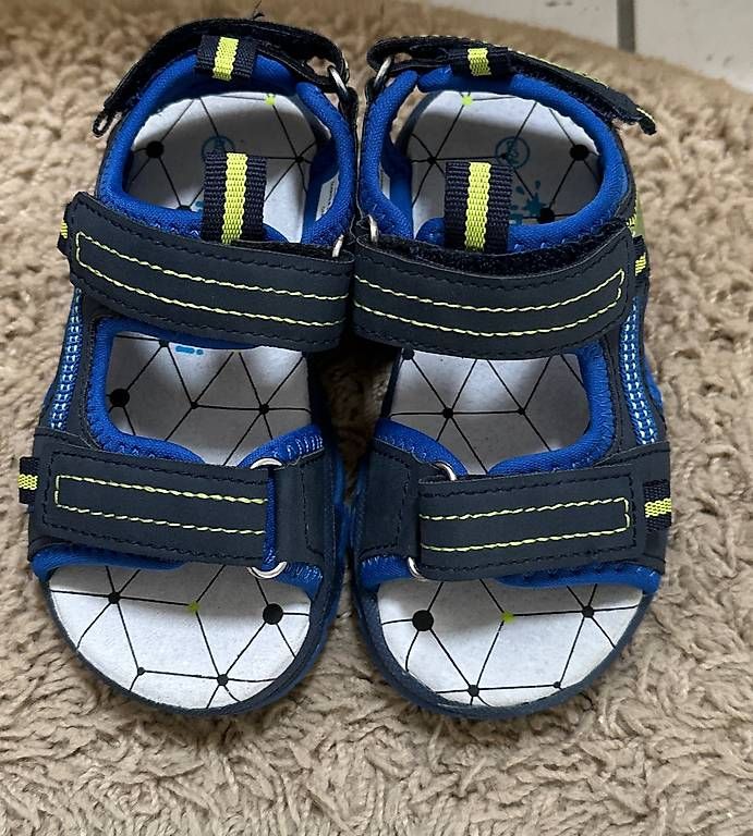 Schuhe für Jungen: Sandalen gr. 24 – Gebraucht aus Fehren von Flugzeug1177