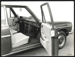 Fotografie Auto Mercedes Benz 200, Blick