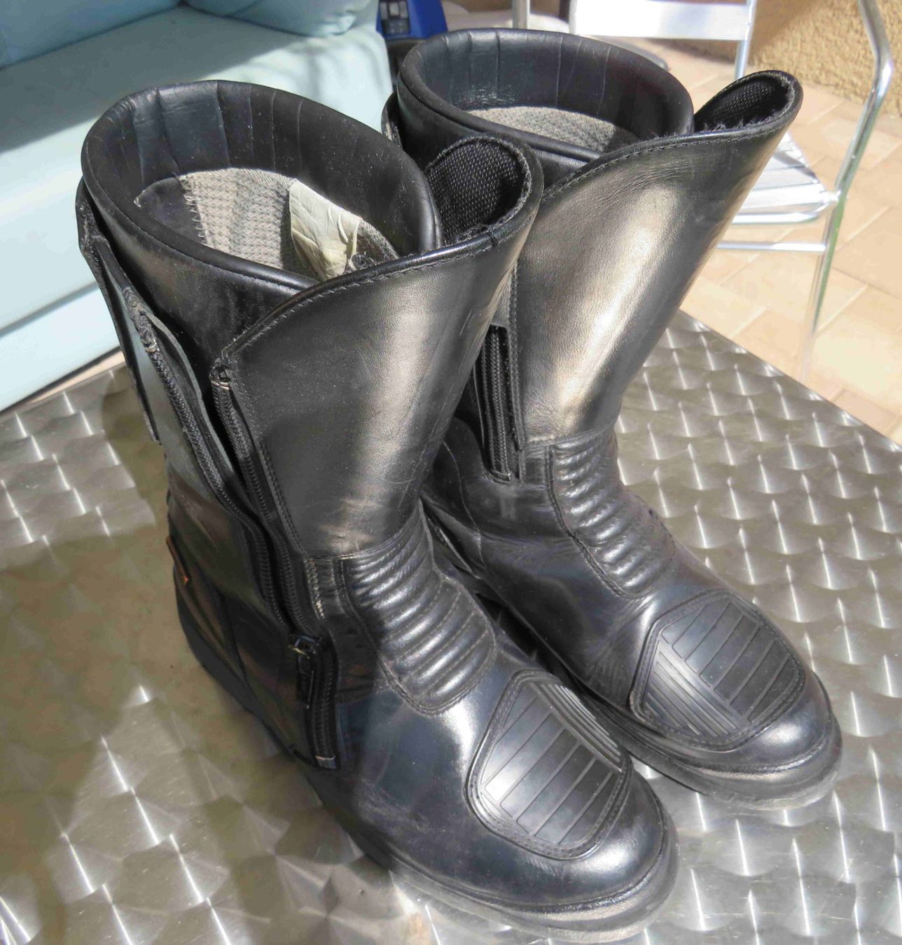 Reusch Scarpe da uomo: Motorrad Leder Stiefel Reusch Gr42 – Usato da Oberriet SG venduto da Kaembu 1