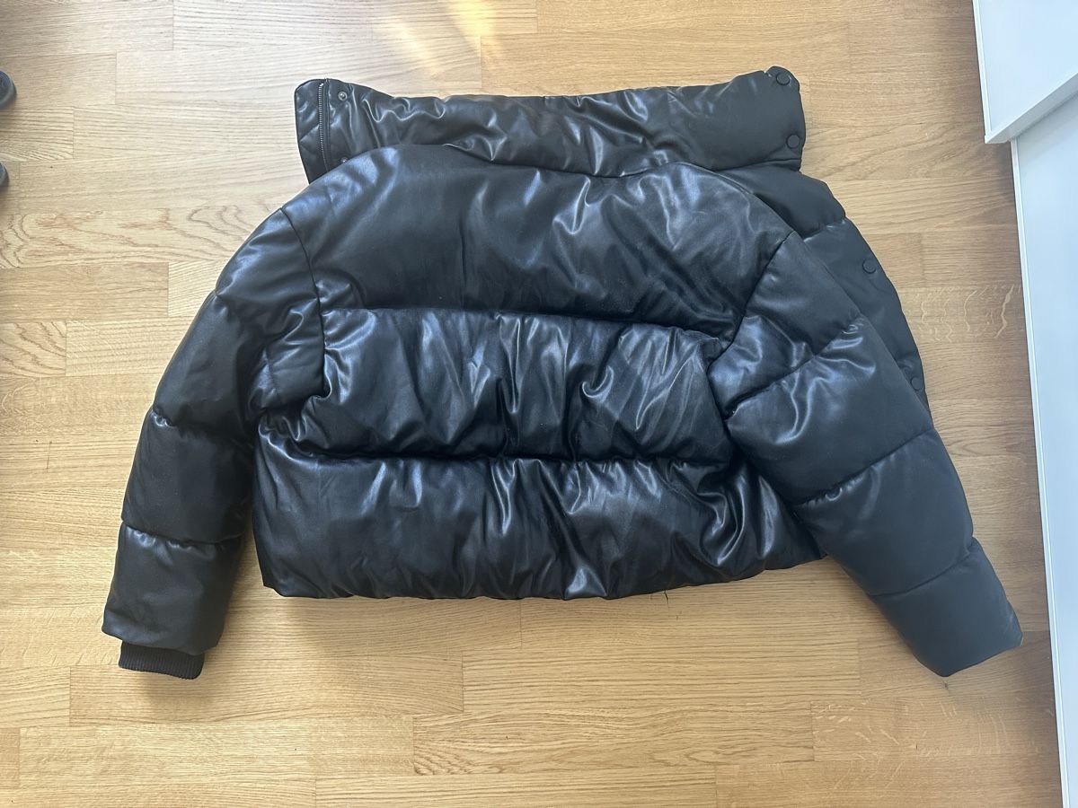 Zara Jacken: Zara Bomberjacke  – Gebraucht aus Zürich von nou_kx9g 1