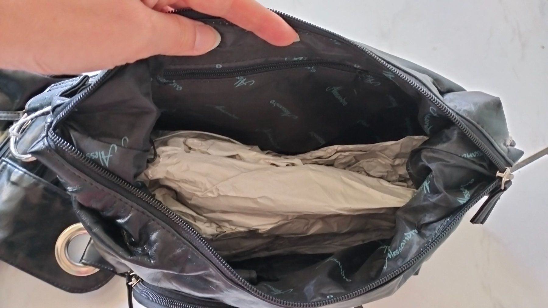 Borse da donna: 3 schwarze Handtaschen – Nuovo (secondo la descrizione) da Uerkheim venduto da Justi.y 6