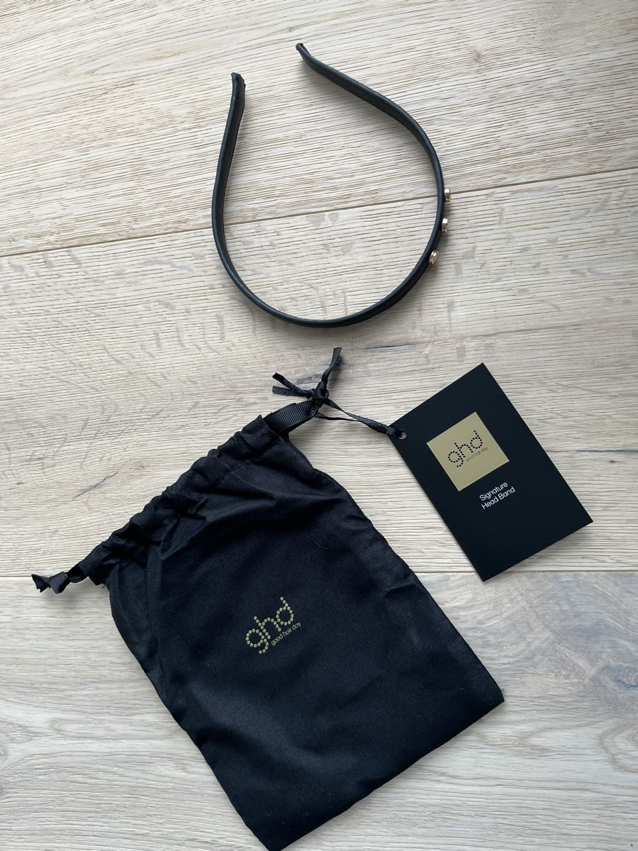 Accessori per capelli: GHD | Signature Black Headband – Nuovo e nell'imballaggio originale da Zürich venduto da ecracco 1