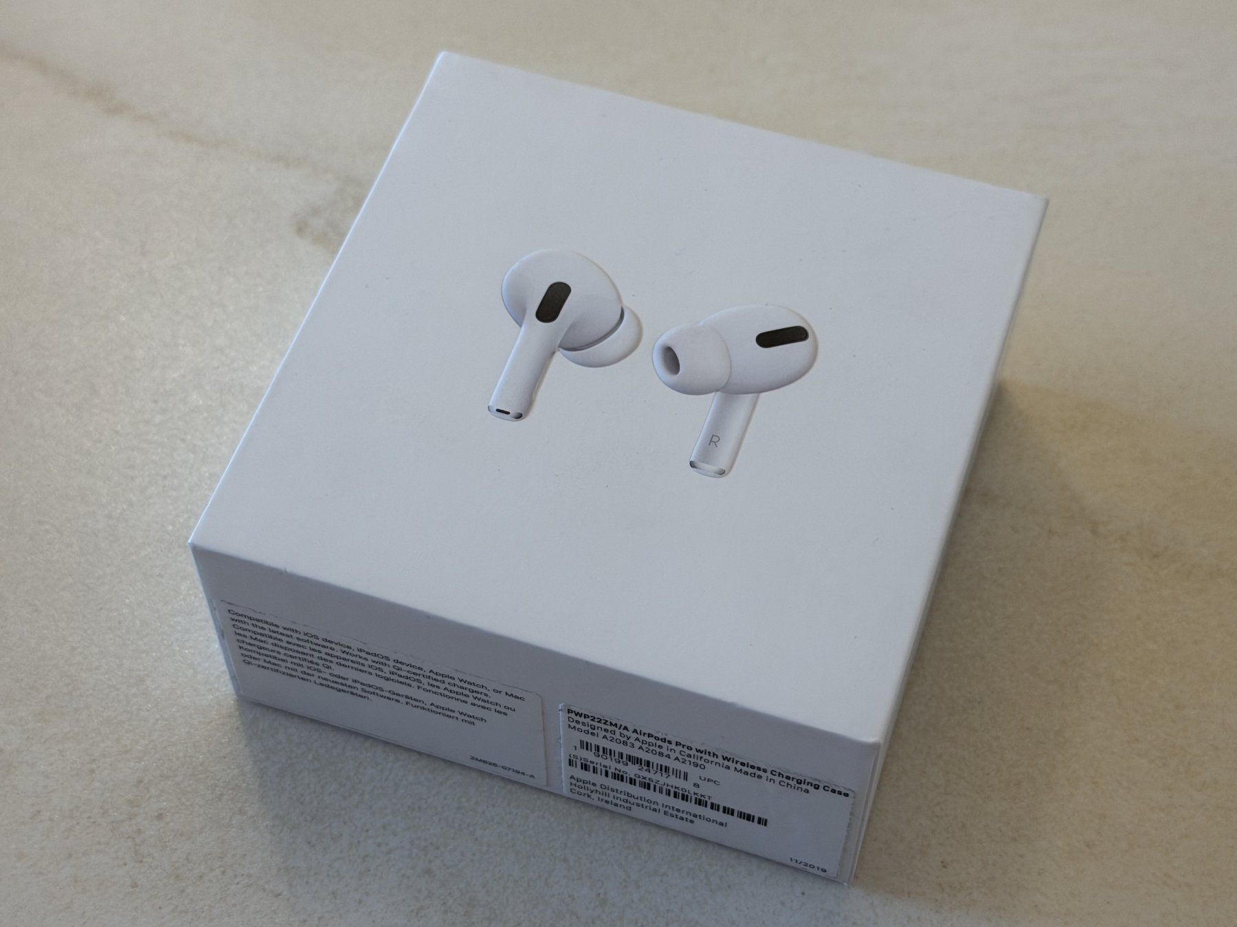 Apple Casques audio: Apple AirPods Pro (1. Generation) mit Ladecase – Défectueux à Glarus par walkerit 4