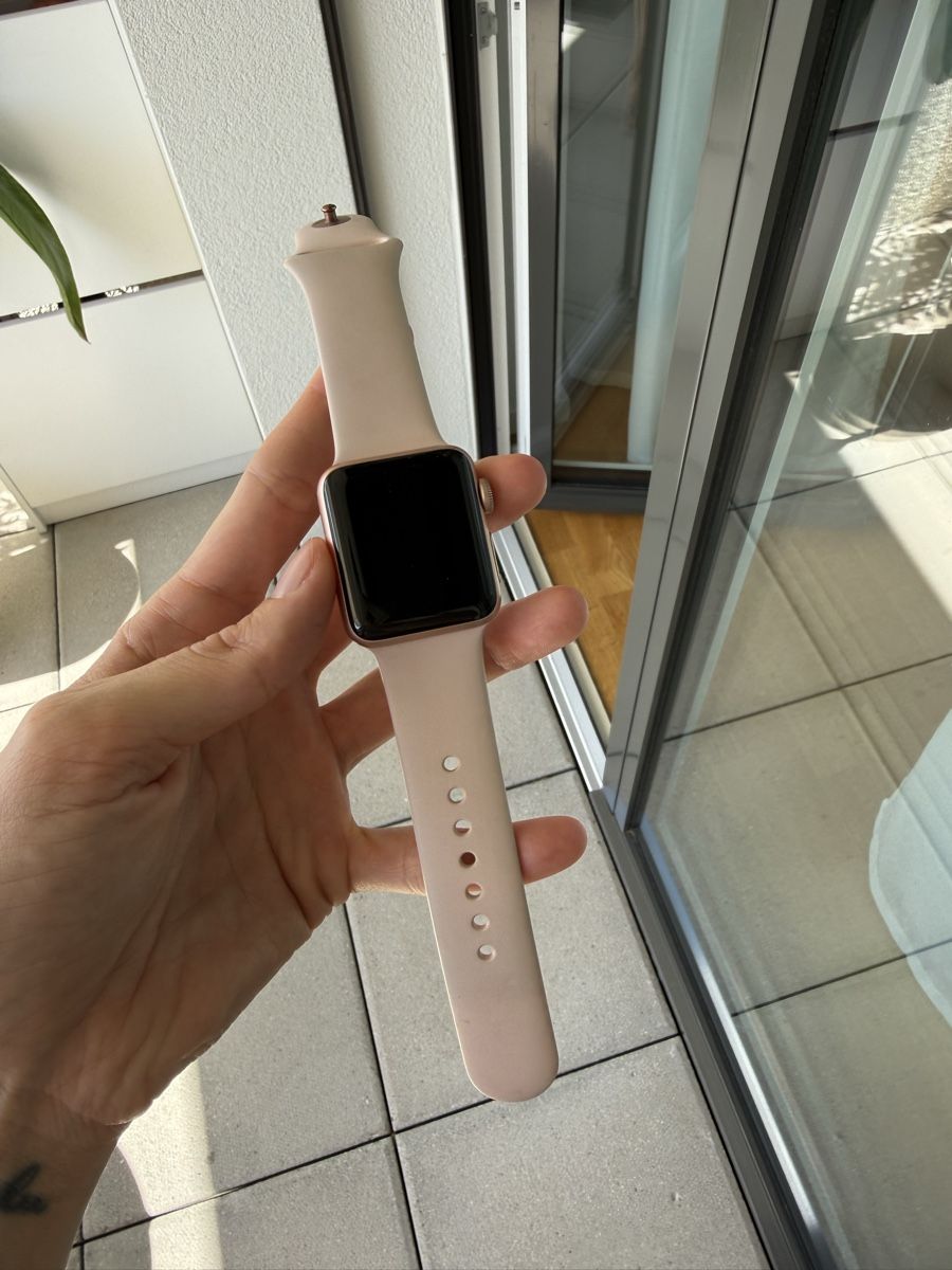Apple Smartwatch: Apple watch  – Usato da Regensdorf venduto da Matteo2023 4