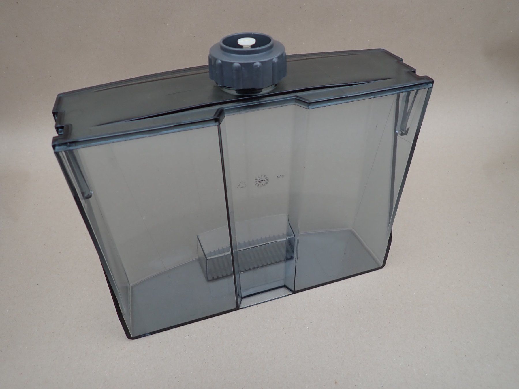 Contenitori & Simili: Wassertank /Wasserbehälter Air o Swiss Boneco Model 1355 – Usato da Lömmenschwil venduto da ritalin01 1