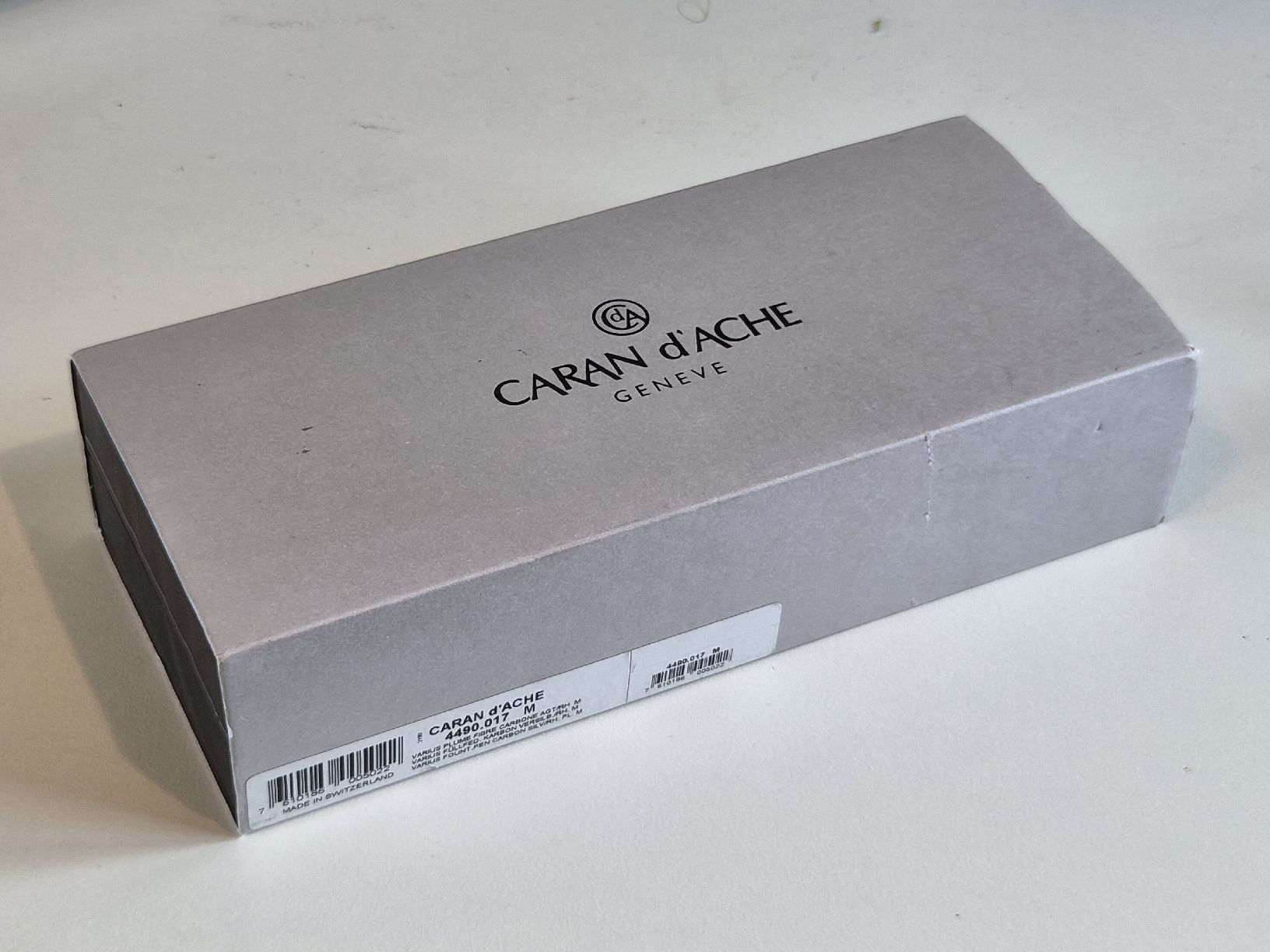 Caran D'Ache Stifte & Marker: Füllfederhalter Caran d'Ache Varius Carbon – Gebraucht aus Hinwil von Justnox 6