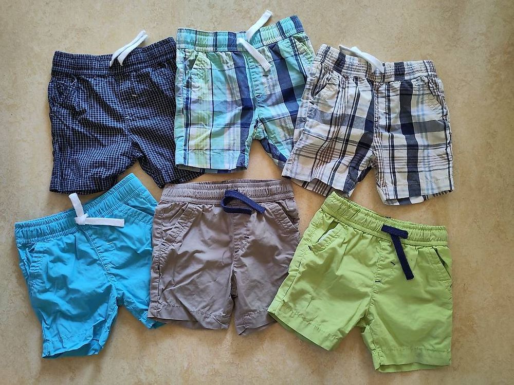 Pantalons: 6 kurze Hosen Grösse 68 – D'occasion à Igis par Ricema