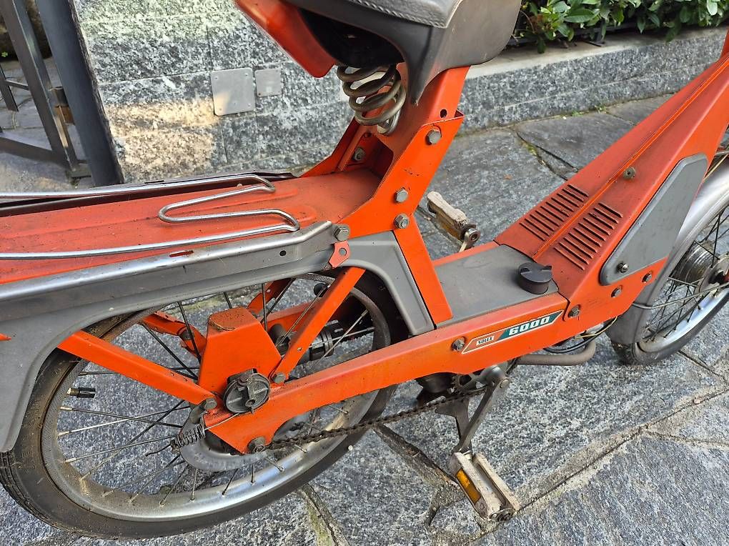Solex Parti ricambio per ciclomotori: Solex Flash 6000 per pezzi di ricambio , quasi completo – Usato da Riva San Vitale venduto da Marneta 3