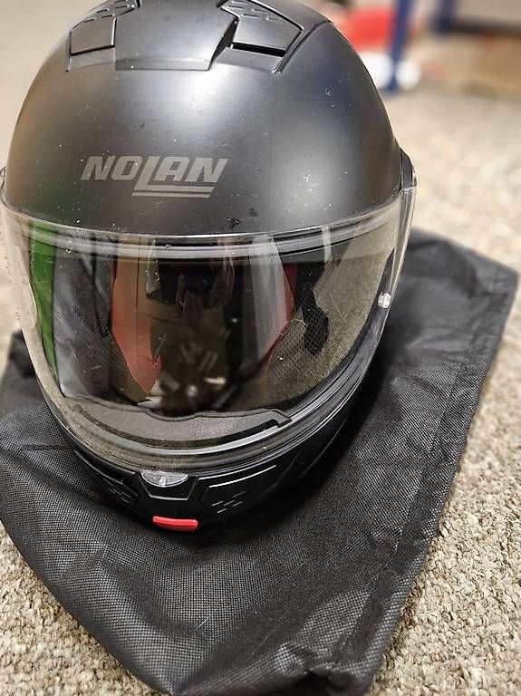 Caschi & visiere: Motorradhelm – Usato da Niederhasli venduto da 4zwerglis