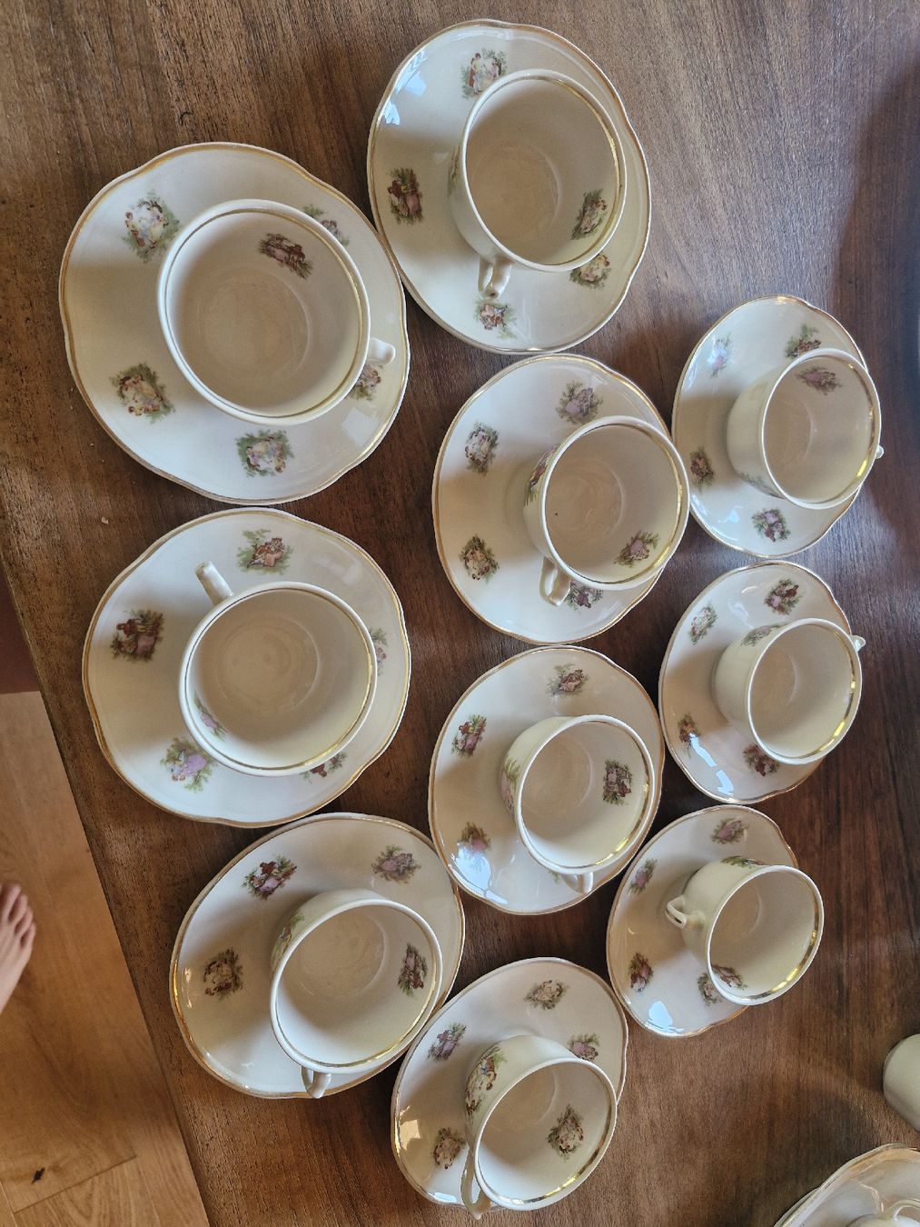 Tassen: 10 tasses à café vintage – Gebraucht aus St-Légier-Chiésaz von apocopea