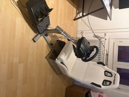 Playseat Rennsitz mit Logitech Lenkrad weiss gebraucht