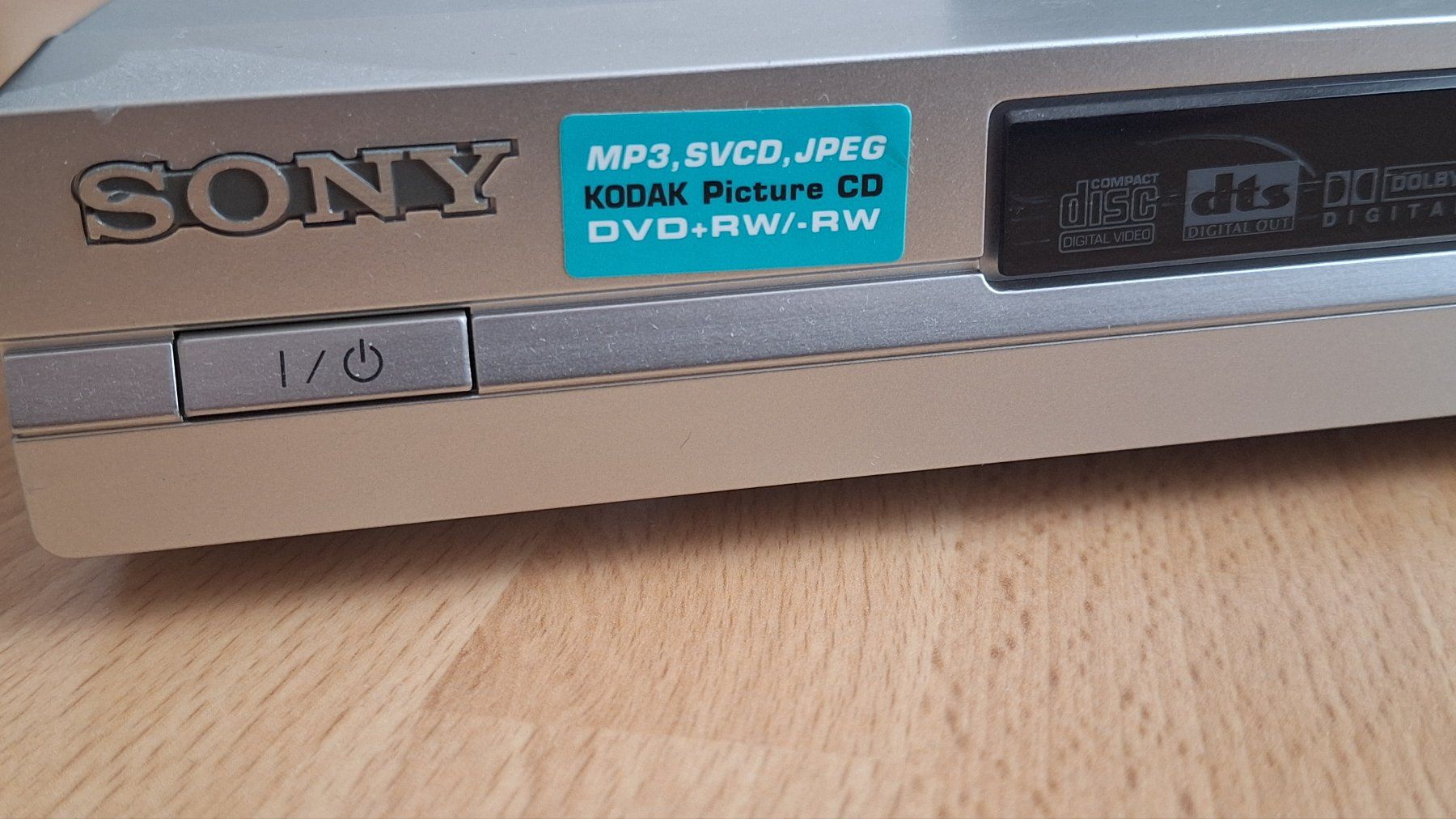 Tutti i DVDs: Sony DVD Player DVP-NS355 – Usato da Kriegstetten venduto da Justa 1