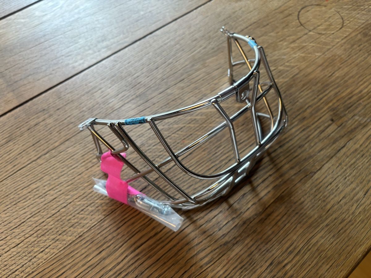 Caschi: Eishockey Helm Facemask – Usato da Jonschwil venduto da Lambo5000 2