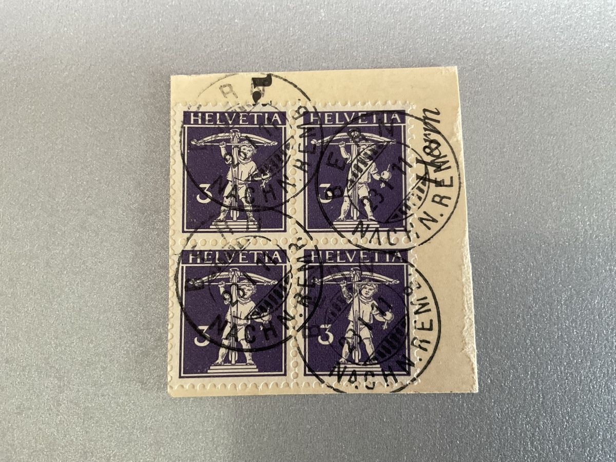 Tutti i francobolli: Tellknabe mit Armbrust 4er Block Nr. 118l – Usato da Steinhausen venduto da Leo.1957