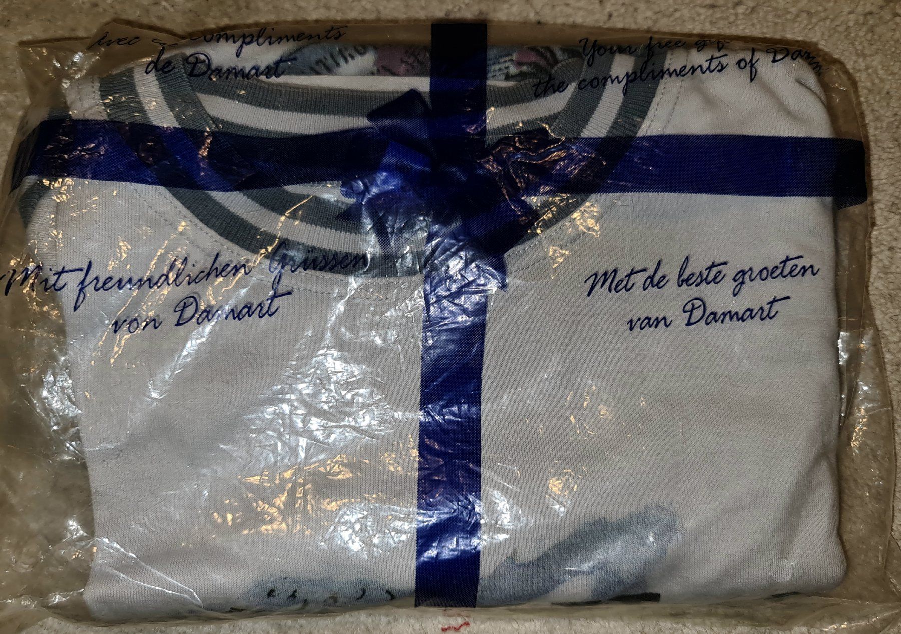 T-shirt: Écharpe / Bandeau / T-shirt – Usato da Cortaillod venduto da signep 3