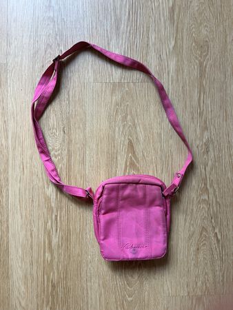 Umhaengetasche pink Marke Fabricio guter Zustand