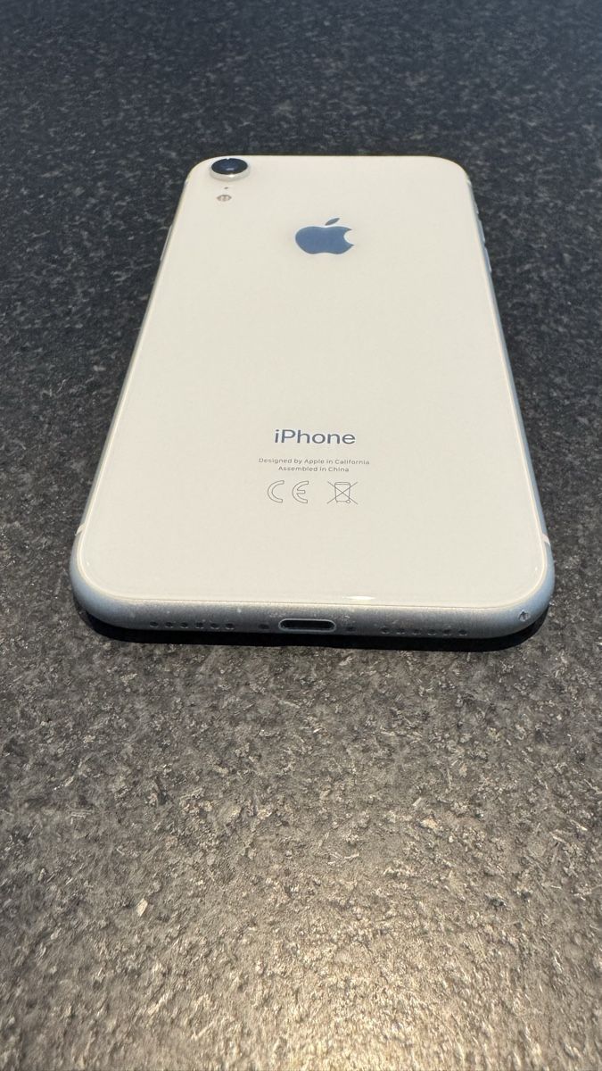 Apple Handys / Smartphones: IPhone XR weiss, 64GB, 82% Akku – Gebraucht aus Othmarsingen von Mafi96 4