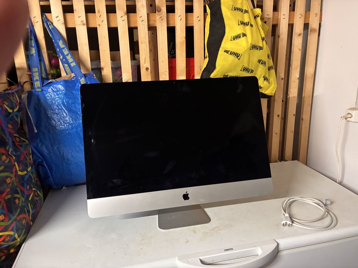 Apple PC: iMac 2015-2016  Desktop - Reliable and Ready to Use! – Usato da Rickenbach Sulz venduto da eth_bmt9