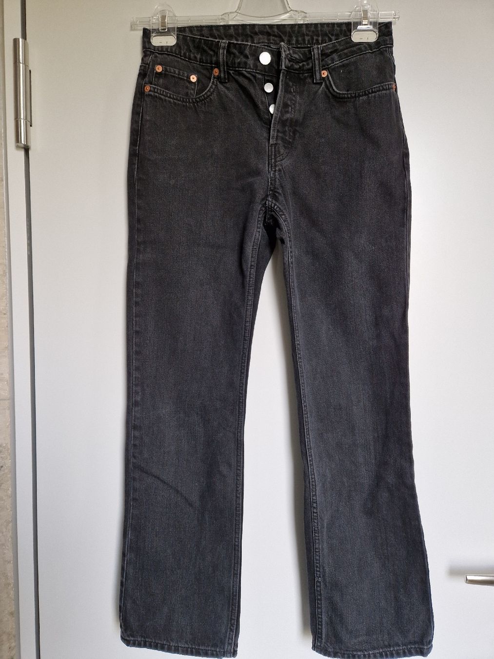 Jeans: Jeans Damen Weekday – Usato da Zürich venduto da liz_22fd