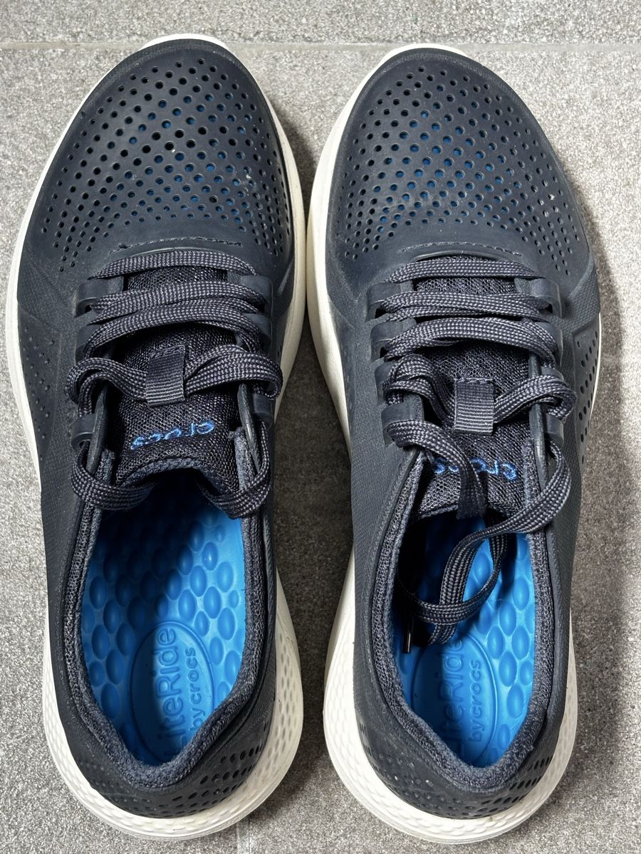Crocs Scarpe da uomo: Crocs LiteRide Sneaker Grösse M7, Dunkelblau – Usato da Zürich venduto da talys