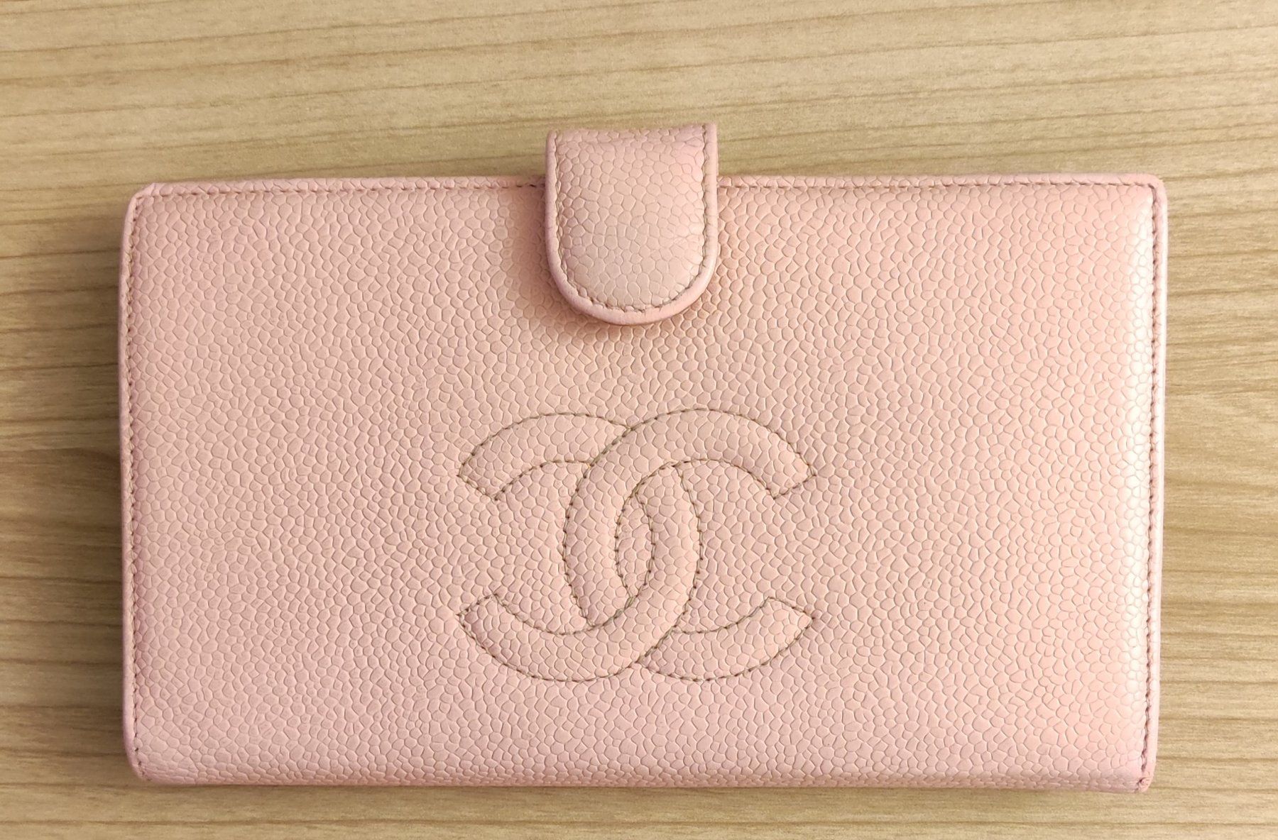 Chanel Portamonete: Chanel Caviar CC long wallet – Usato da Zug venduto da LindaManga