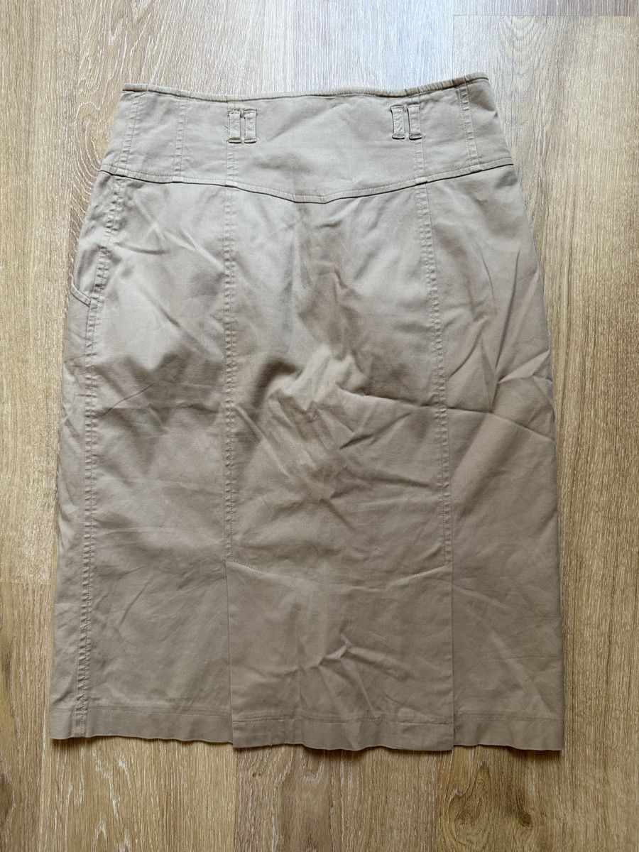 Röcke: Jupe midi beige Nulu, t.38/M – Gebraucht aus Tavannes von Thriftshop 1