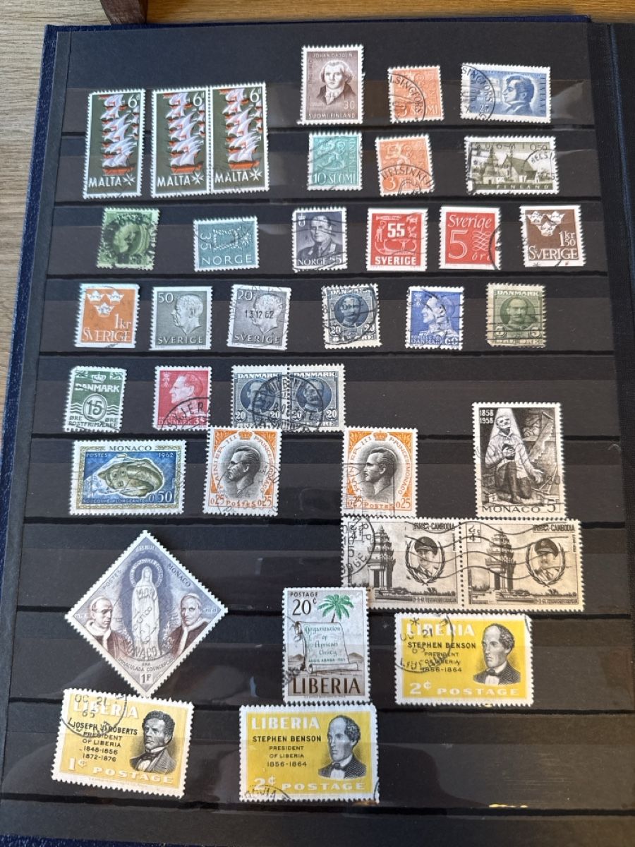 Tutti i francobolli: Briefmarken Album, Sammlung – Usato da Moosseedorf venduto da kat_vw68 1