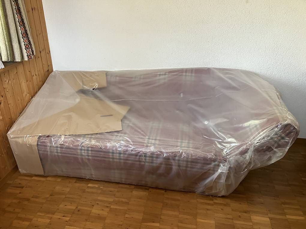 Sedie a sdraio: Liegesofa klappbar rot – Usato da Schalchen venduto da kel_xr7s 4