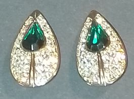 Ohrclips in Tropfenform 