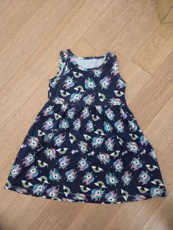 Robe taille 122/128