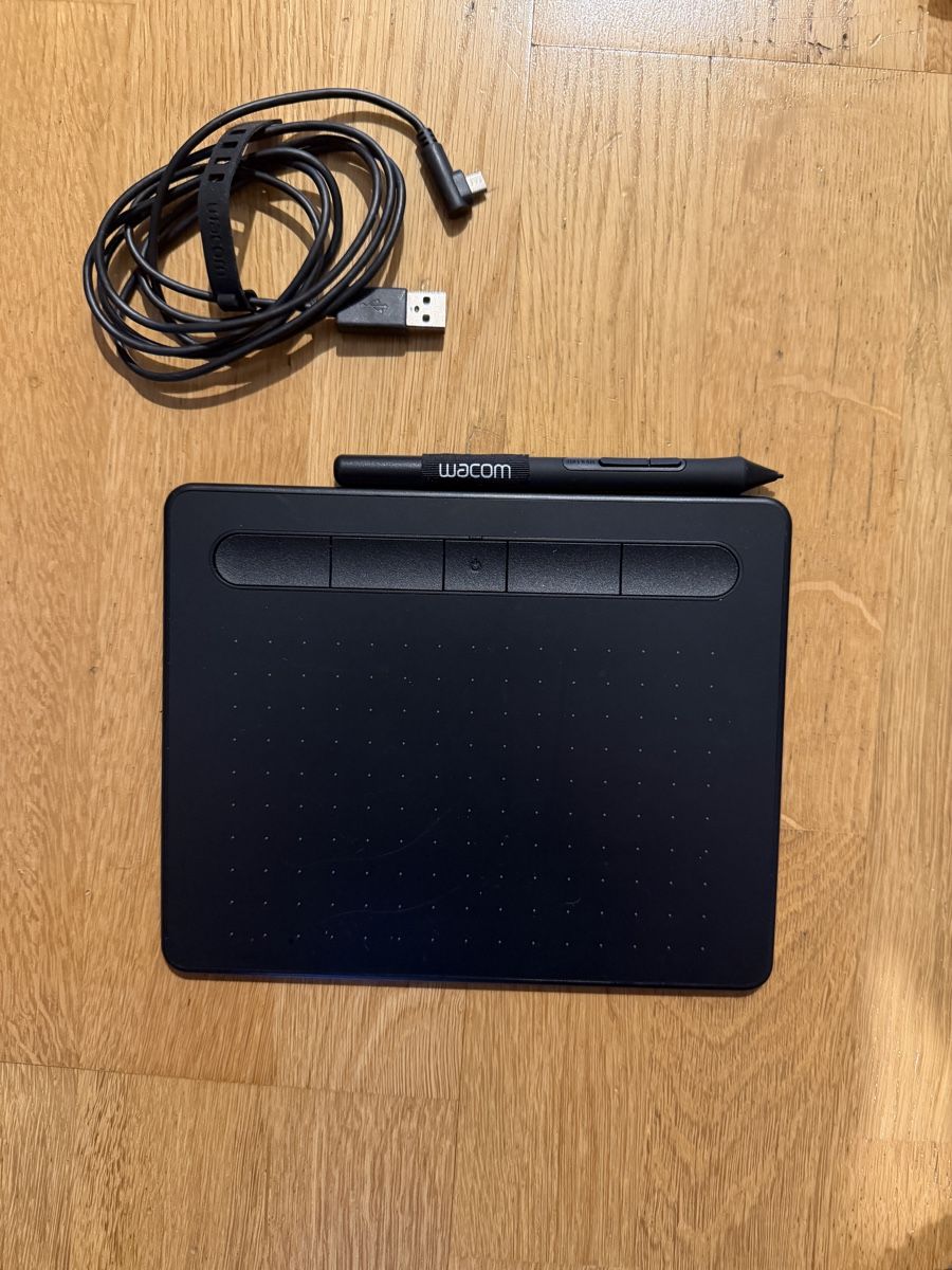Wacom Tablet PC: Wacom Intuos Pro Grafiktablett Bluetooth – Neu (gemäss Beschreibung) aus Basel von nev_dcg2 1