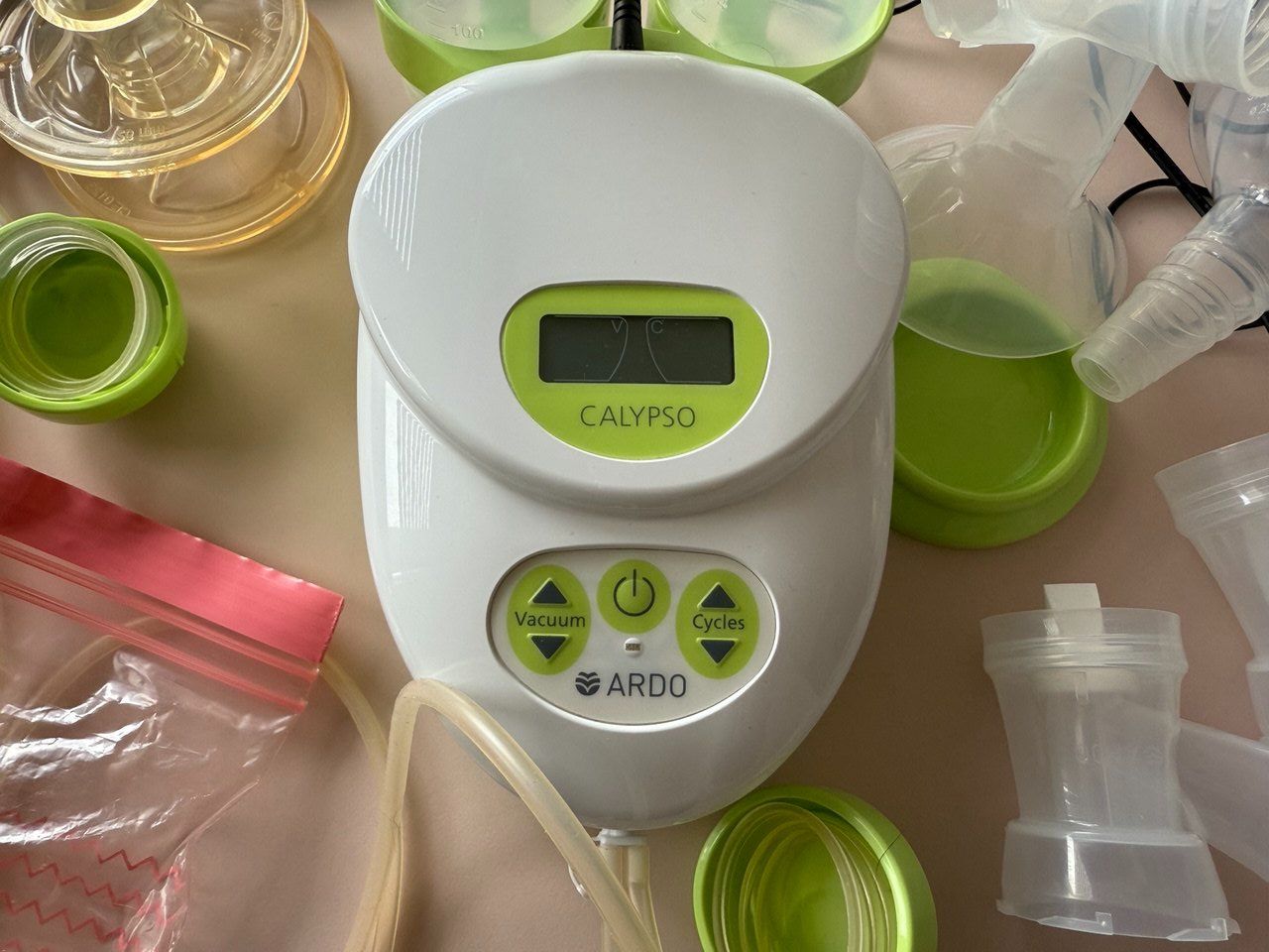 Ardo Accessori per l’allattamento: Ardo Calypso Breast Pump - large set + bag – Usato da Genève venduto da igo_8jgk 2