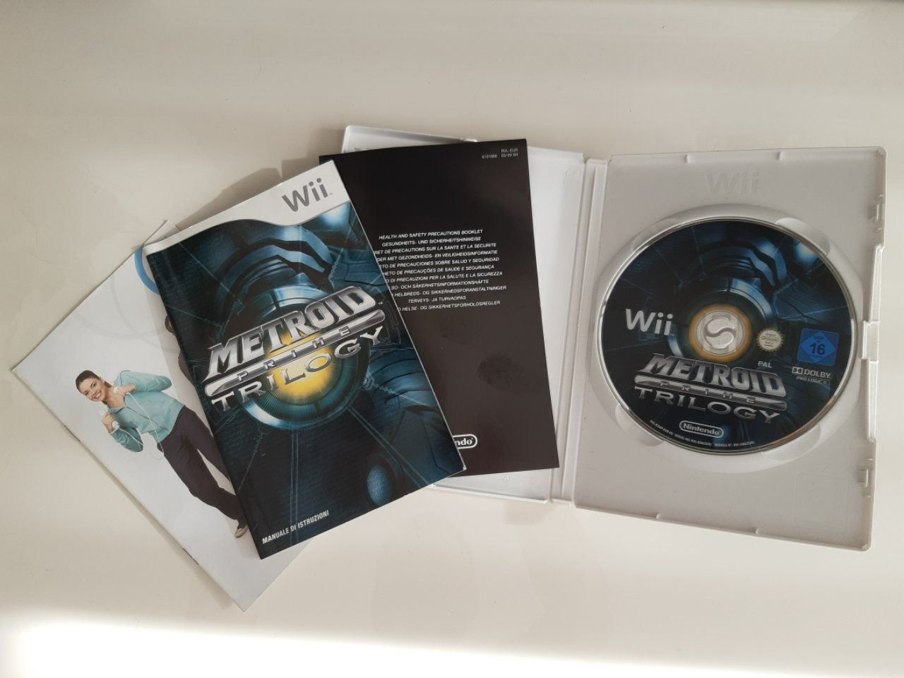 Nintendo Jeux: Metroid Prime Trilogy - Wii RARE Game !! – D'occasion à Pambio Noranco par Pol69 1