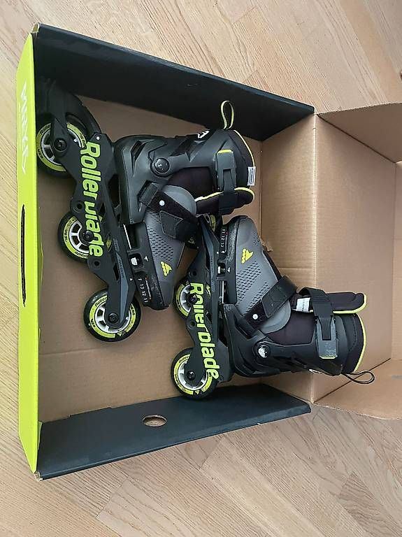 Inline-Skating & Rollschuhe: Rollers Rollerblade t.28-32 / Inline Skates – Gebraucht aus Fribourg von Matxp