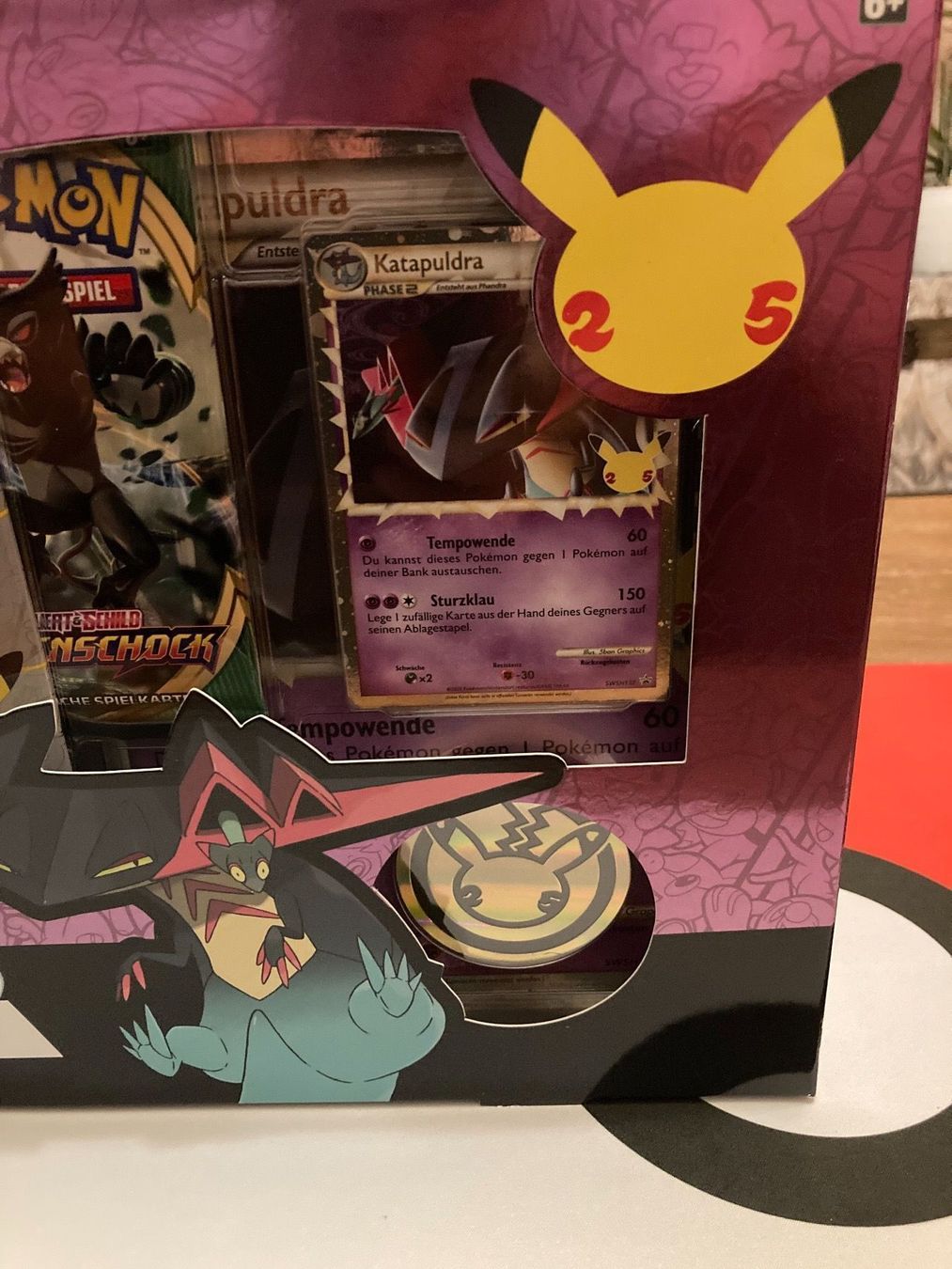 Pokémon Sammelbilder & Trading cards: Pokemon Celebrations Katapuldra-PrimusDE – Neu und originalverpackt aus Küssnacht am Rigi von Ebikoner 1