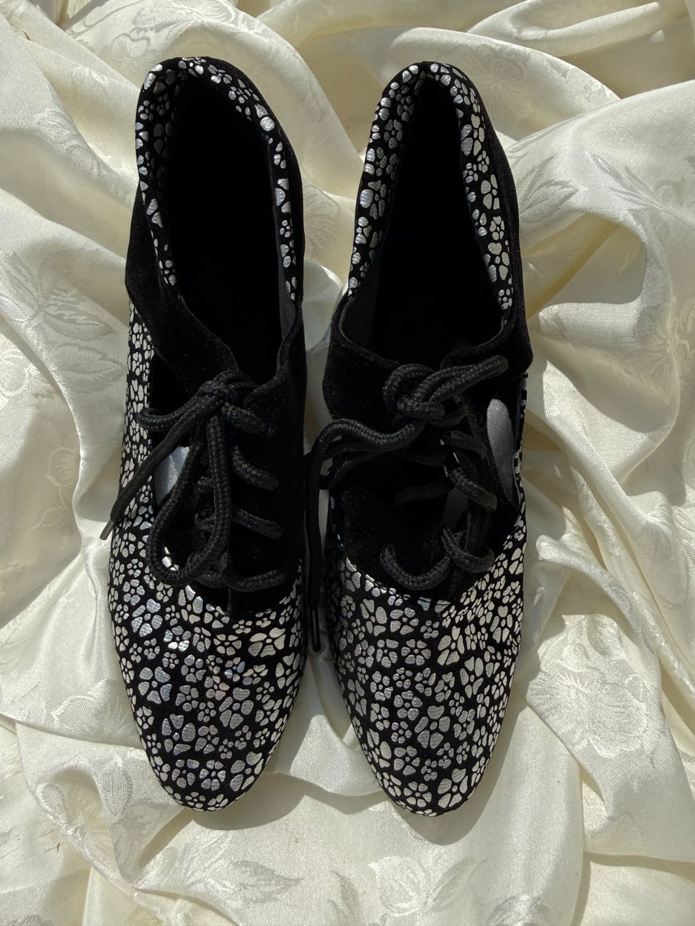 Scarpe da donna: Damen-Tanzschuhe Größe 35 - NEU – Usato da Vacallo venduto da cri_229f 2