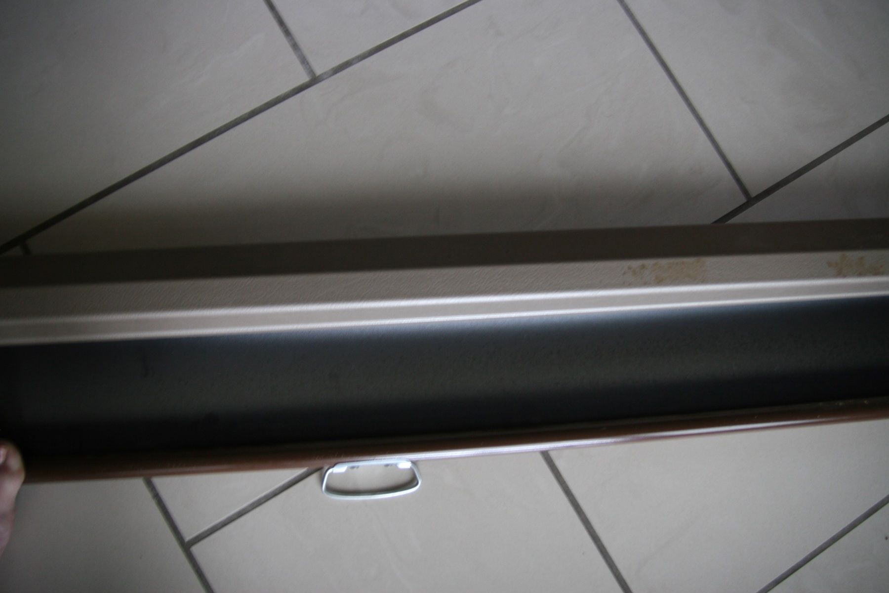Home Cinema: Beamer-Leinwand, rollbar 180x180 cm – Usato da Fislisbach venduto da lorgli 4